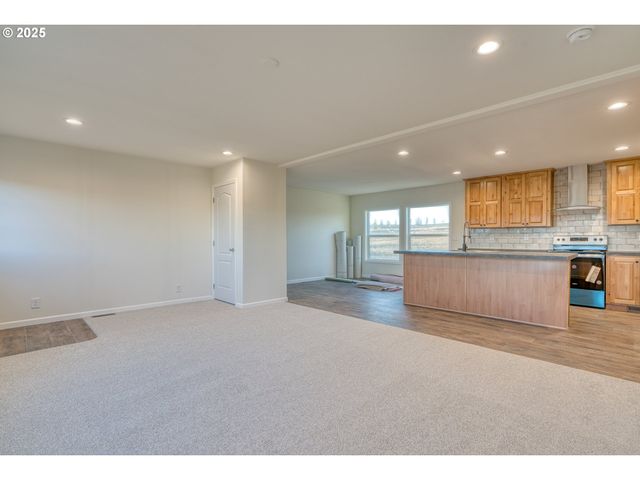 959 High Prairie Rd, Lyle, WA 98635