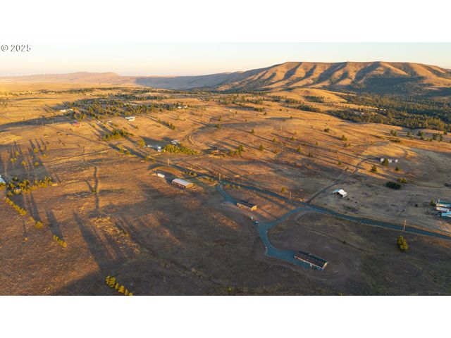 959 High Prairie Rd, Lyle, WA 98635