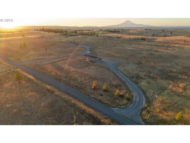 959 High Prairie Rd, Lyle, WA 98635