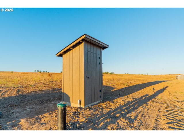 959 High Prairie Rd, Lyle, WA 98635