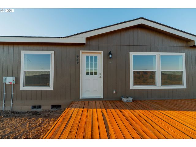 959 High Prairie Rd, Lyle, WA 98635
