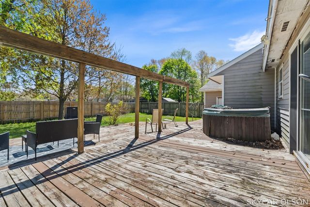 1244 Oaklea Street, Muskegon, MI 49442
