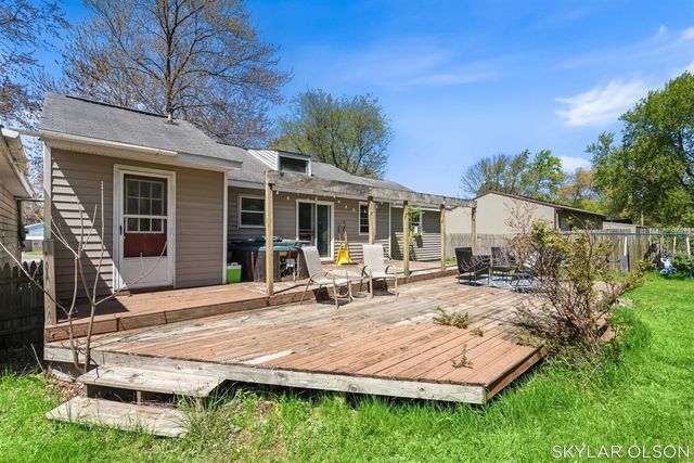 1244 Oaklea Street, Muskegon, MI 49442