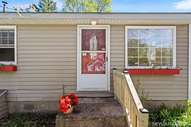 1244 Oaklea Street, Muskegon, MI 49442