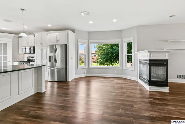 4514 N 207 Circle, Elkhorn, NE 68022