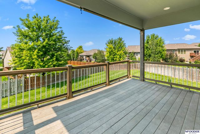 4514 N 207 Circle, Elkhorn, NE 68022
