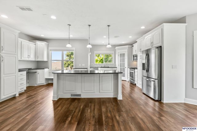 4514 N 207 Circle, Elkhorn, NE 68022