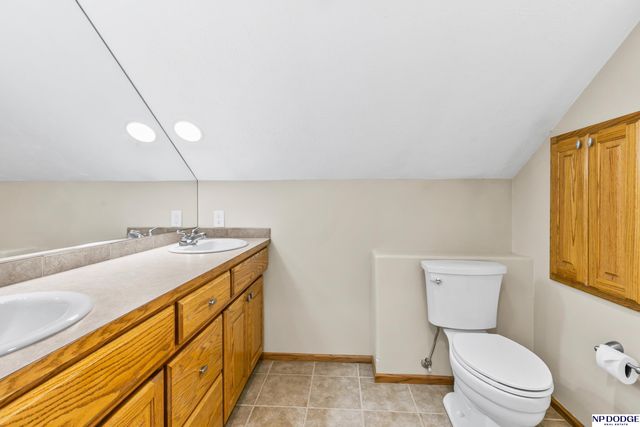 4514 N 207 Circle, Elkhorn, NE 68022