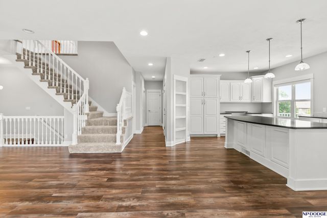 4514 N 207 Circle, Elkhorn, NE 68022
