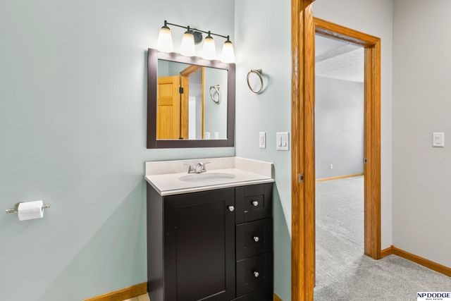 4514 N 207 Circle, Elkhorn, NE 68022
