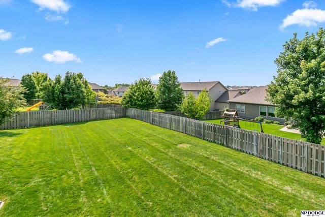 4514 N 207 Circle, Elkhorn, NE 68022