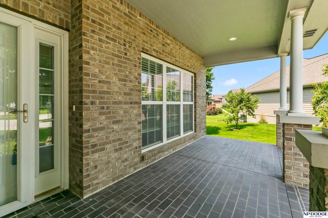 4514 N 207 Circle, Elkhorn, NE 68022