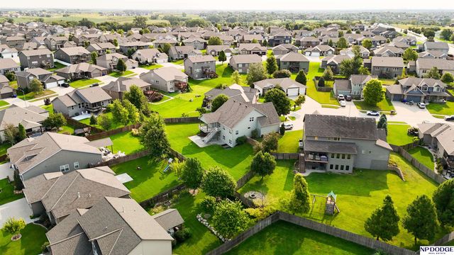 4514 N 207 Circle, Elkhorn, NE 68022