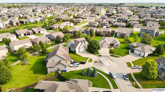 4514 N 207 Circle, Elkhorn, NE 68022