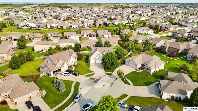 4514 N 207 Circle, Elkhorn, NE 68022