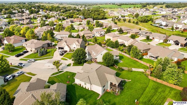 4514 N 207 Circle, Elkhorn, NE 68022