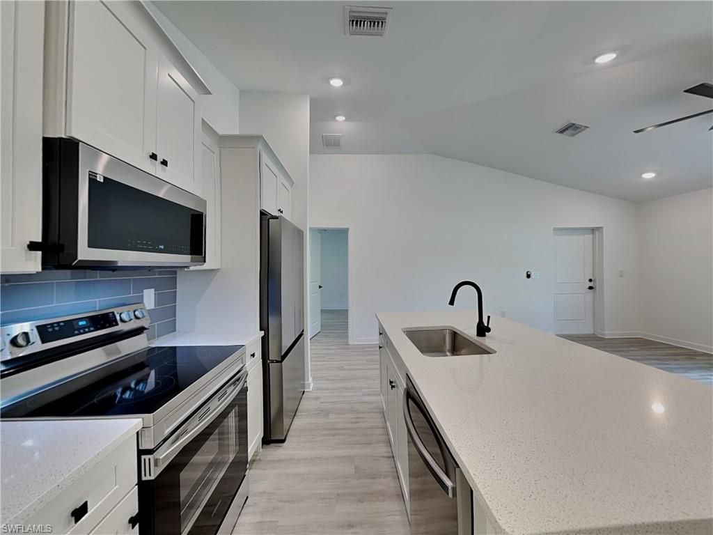 3201 23rd ST SW, LEHIGH ACRES, FL 33971 — photo 2