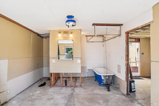 853 Benicia Rd, Vallejo, CA 94591