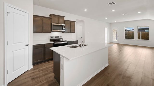 2205 Bosque Trail, Crandall, TX 75114