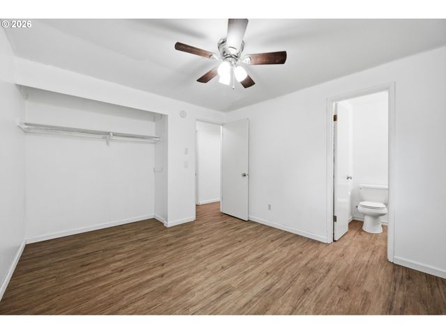 1211 Se 212TH Ave, Gresham, OR 97030