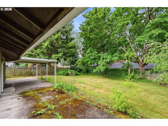 1211 Se 212TH Ave, Gresham, OR 97030