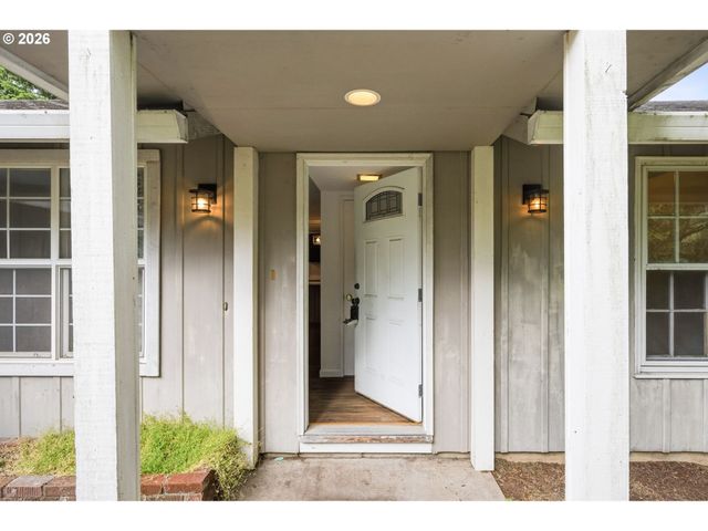 1211 Se 212TH Ave, Gresham, OR 97030