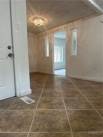 411 NW 3rd, Fayette, AL 35555