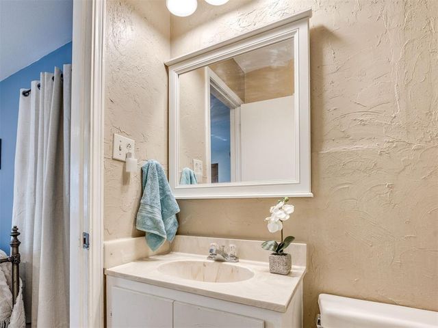 3204 W WOODLANE Drive, Midwest City, OK 73110