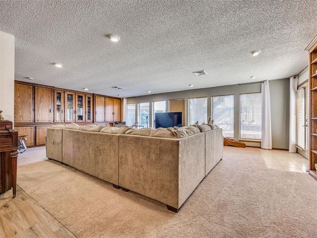 3204 W WOODLANE Drive, Midwest City, OK 73110