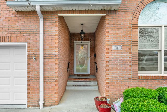 5 Abby Lynn Cir, Clarksville, TN 37043