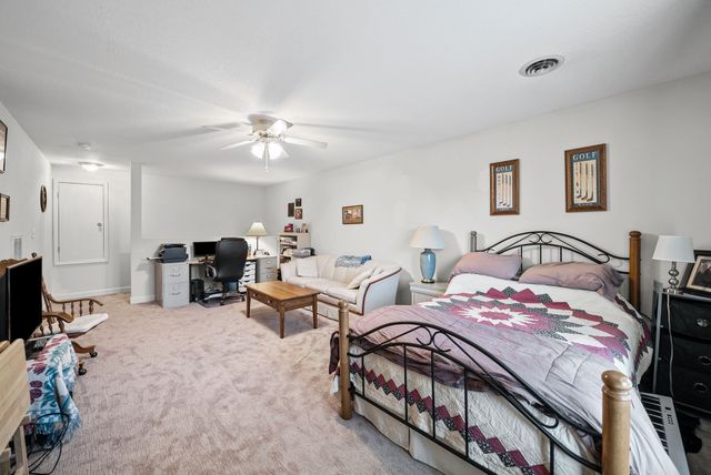 5 Abby Lynn Cir, Clarksville, TN 37043
