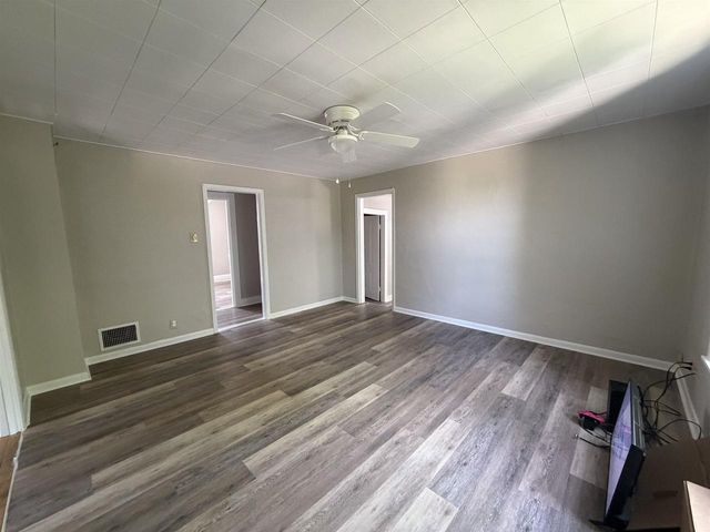 30 E 10TH STREET, Fond Du Lac, WI 54935