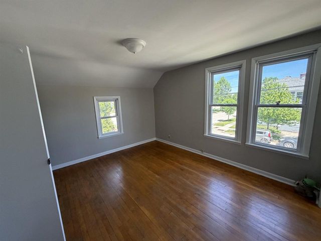30 E 10TH STREET, Fond Du Lac, WI 54935