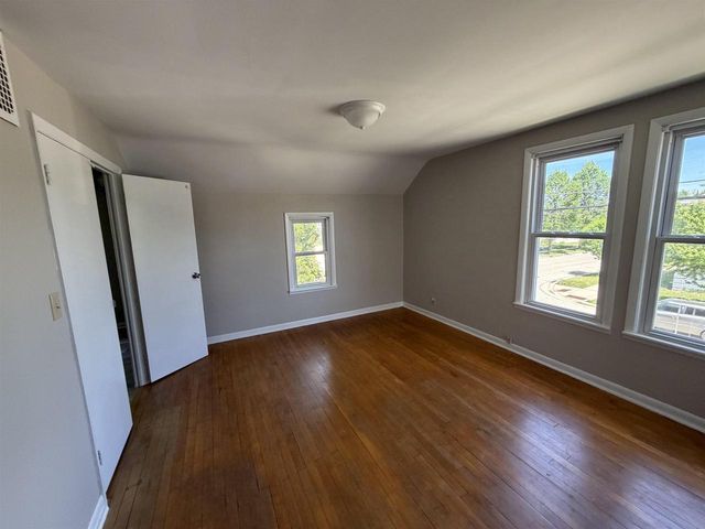 30 E 10TH STREET, Fond Du Lac, WI 54935