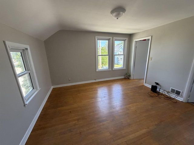 30 E 10TH STREET, Fond Du Lac, WI 54935