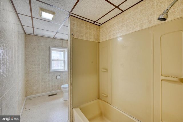 1109 LEHMAN ST, Lebanon, PA 17046