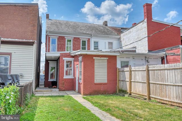 1109 LEHMAN ST, Lebanon, PA 17046
