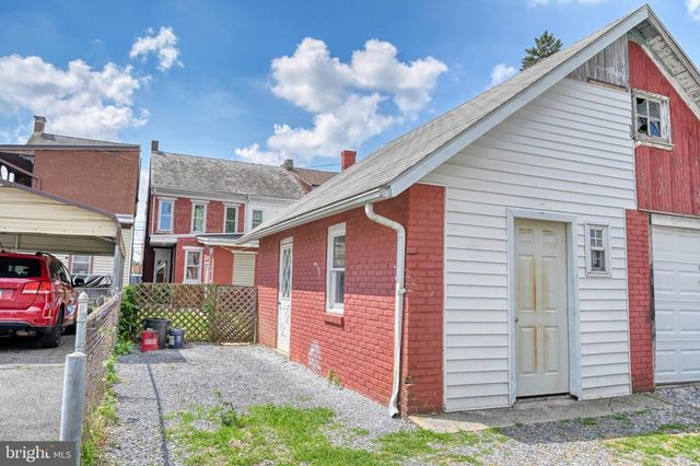 1109 LEHMAN ST, Lebanon, PA 17046