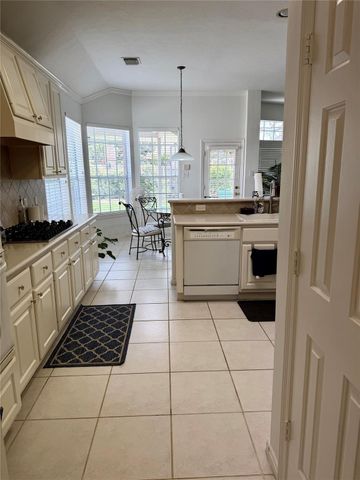 8530 Chipping Rock Dr Drive, Sugar Land, TX 77479