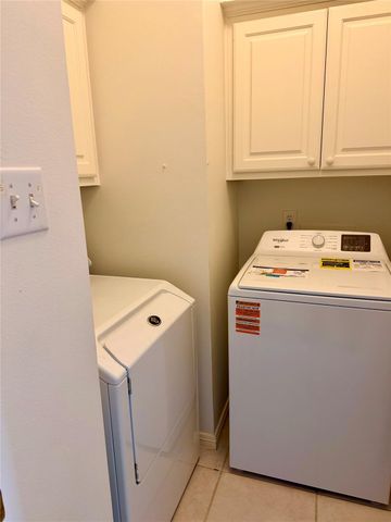 8530 Chipping Rock Dr Drive, Sugar Land, TX 77479