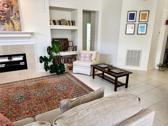 8530 Chipping Rock Dr Drive, Sugar Land, TX 77479