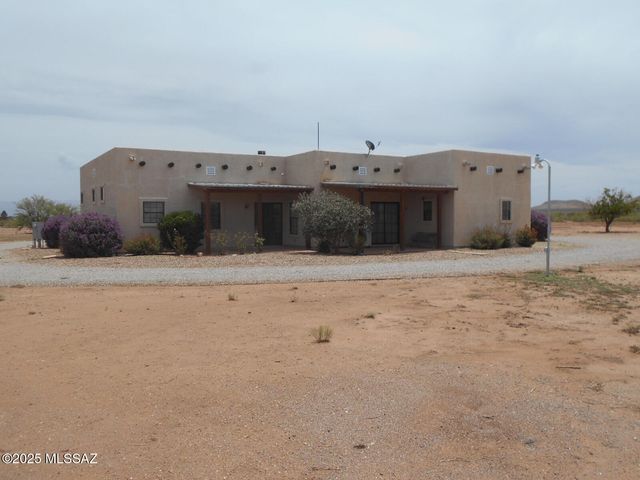 12051 S Kansas Settlement Road, Pearce, AZ 85625