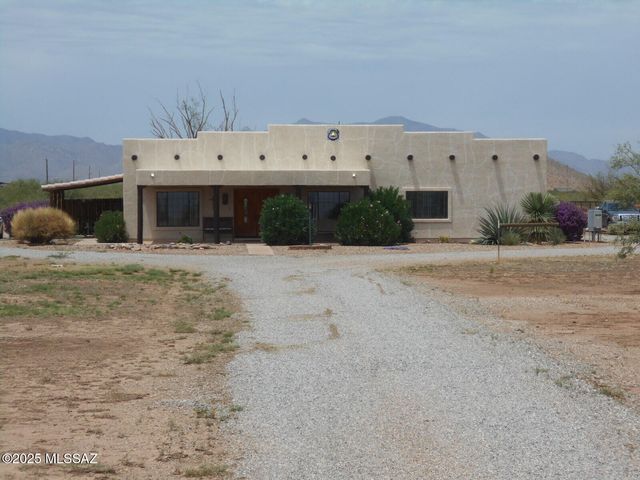 12051 S Kansas Settlement Road, Pearce, AZ 85625