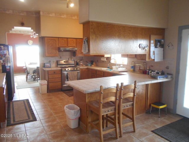 12051 S Kansas Settlement Road, Pearce, AZ 85625