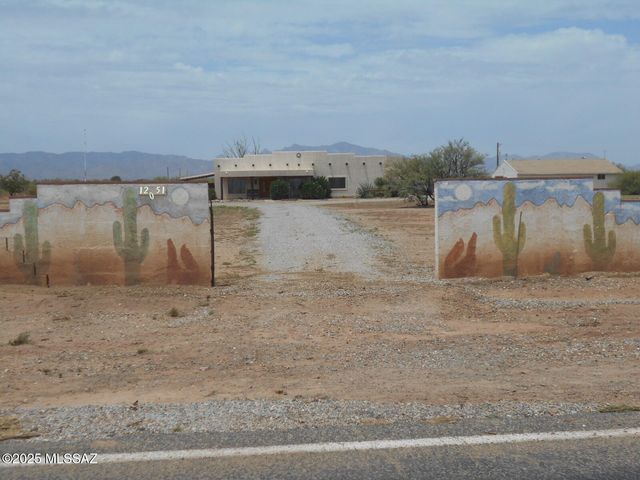 12051 S Kansas Settlement Road, Pearce, AZ 85625