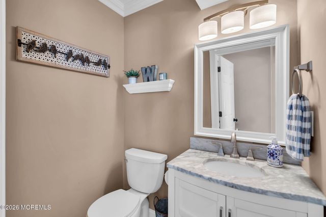 34 Marlin Court, Bayville, NJ 08721
