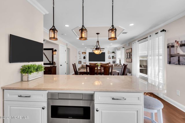 34 Marlin Court, Bayville, NJ 08721