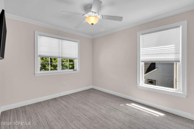 34 Marlin Court, Bayville, NJ 08721