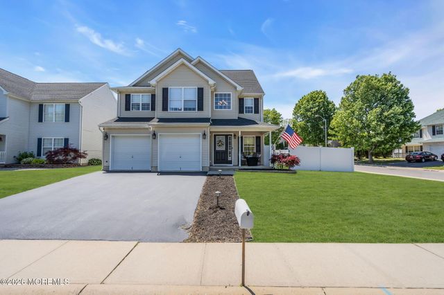 34 Marlin Court, Bayville, NJ 08721
