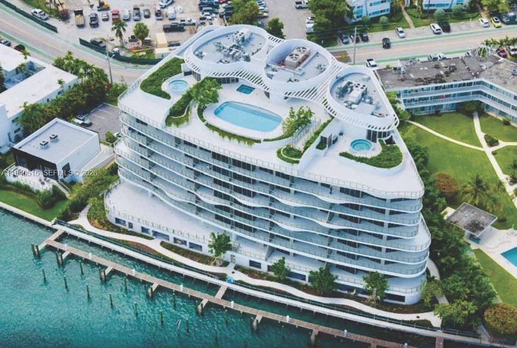 1135 103rd St PH3, Bay Harbor Islands, FL 33154